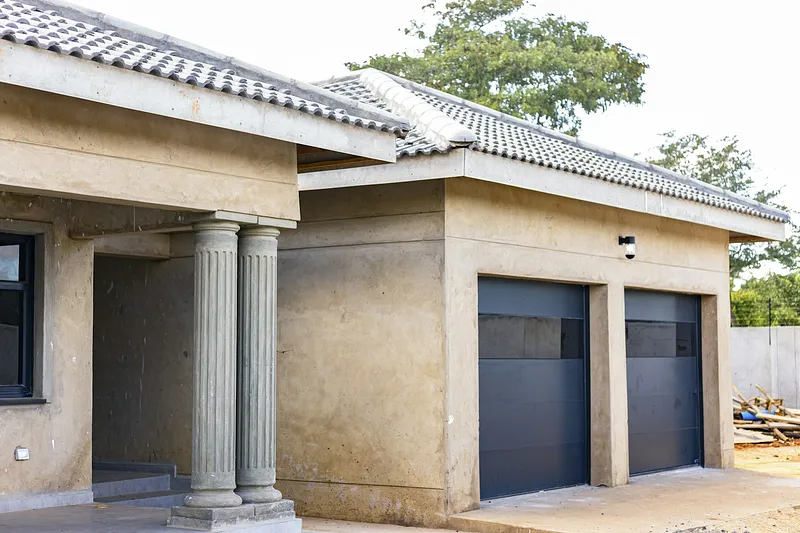Outbuildings & Garages